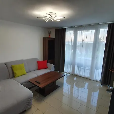 Apartment Mandula Badacsonytomaj